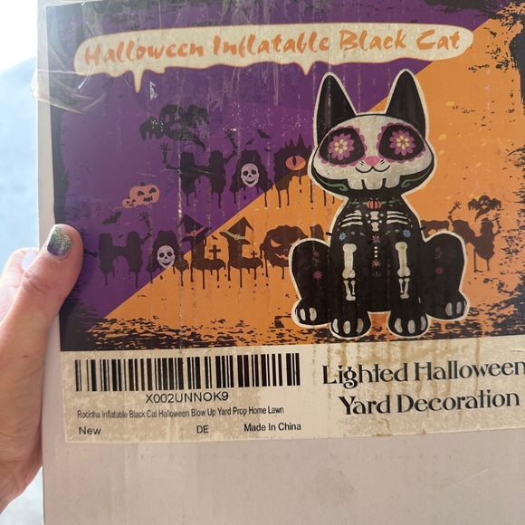 Halloween inflatables, skeleton, unicorn, skeleton cat, easy uo,6 feet  EUC - Picture 9 of 10